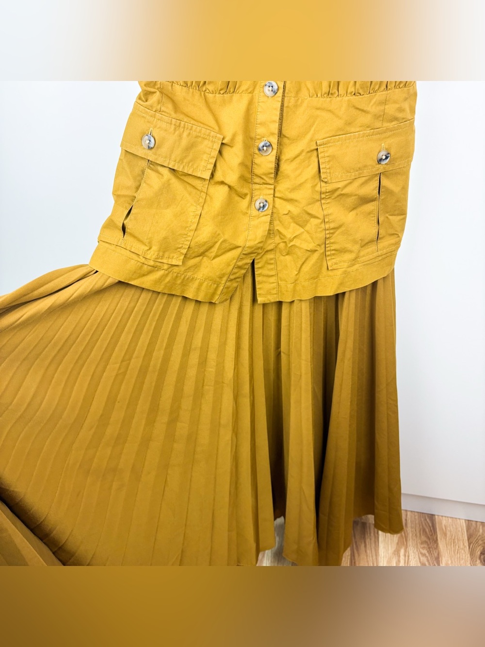Anthropologie Sleeveless Vested Pleated Midi Dress Gold Yellow Satin Small - Picture 6 of 9
